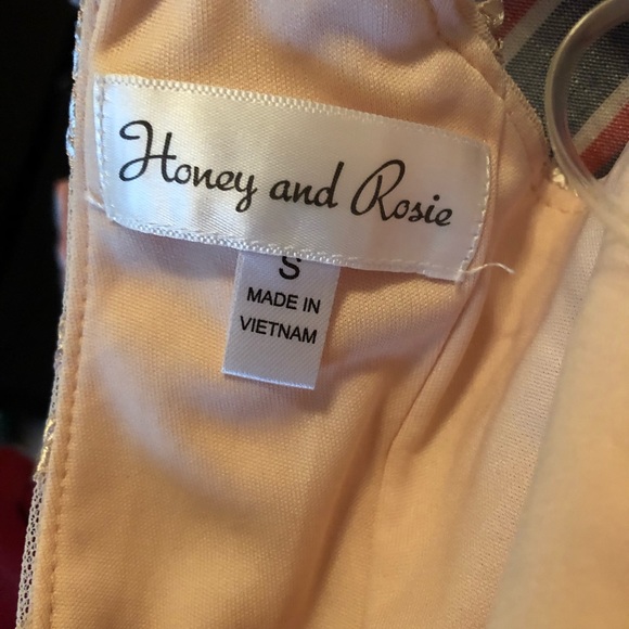 Pink bodycon dress - Picture 4 of 4